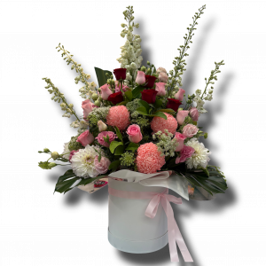 pink and red floral arrangement